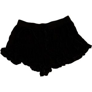 Black crepe fabric shorts women’s size Large
